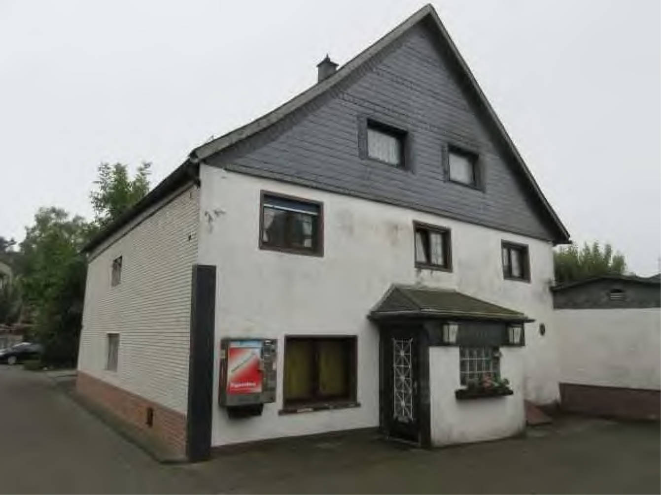 nordrheinwestpfalen 0006K0021-2022 Schlicker Weg 36, 38, 38 a, 42659 Solingen, Dorp