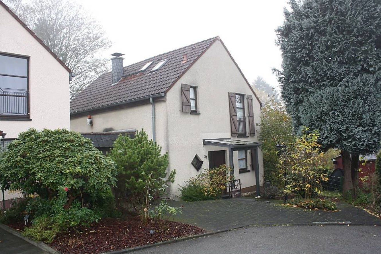 Garage, Einfamilienhaus in Wildbahn 30, 42651 Solingen, Dorp - Bild 4