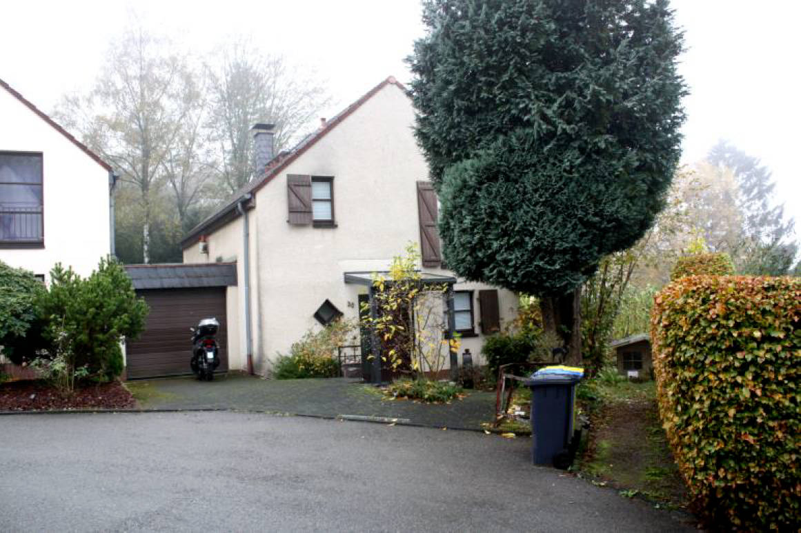 Garage, Einfamilienhaus in Wildbahn 30, 42651 Solingen, Dorp - Bild 3