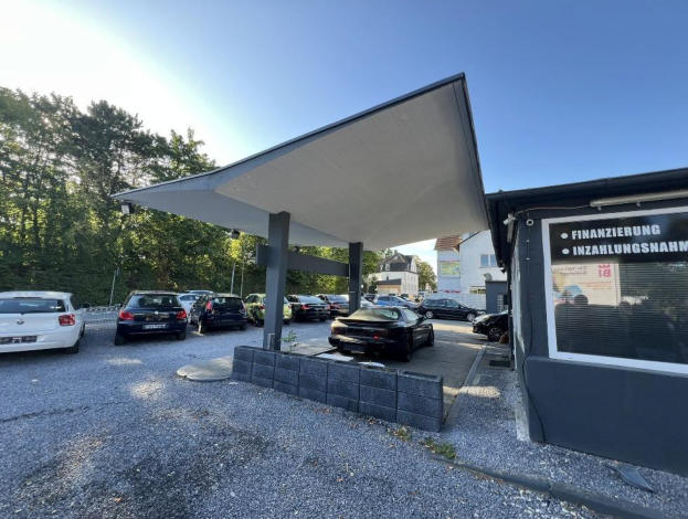 gewerblich genutztes Grundstück, Garage in Otto-Brenner-Straße 58, 33607 Bielefeld, Sieker