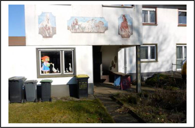 Dreifamilienhaus mit Anbau in Hainweg 5, 33699 Bielefeld