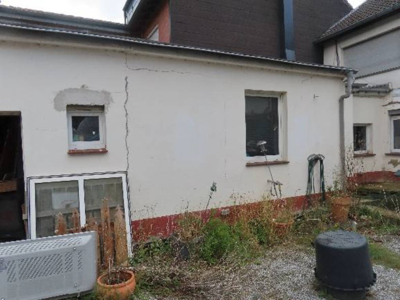 Garage, Einfamilienhaus, Einfamilienhaus mit Anbau und Garage in Bachstraße 18, 52445 Titz, Hasselsweiler - Bild 2