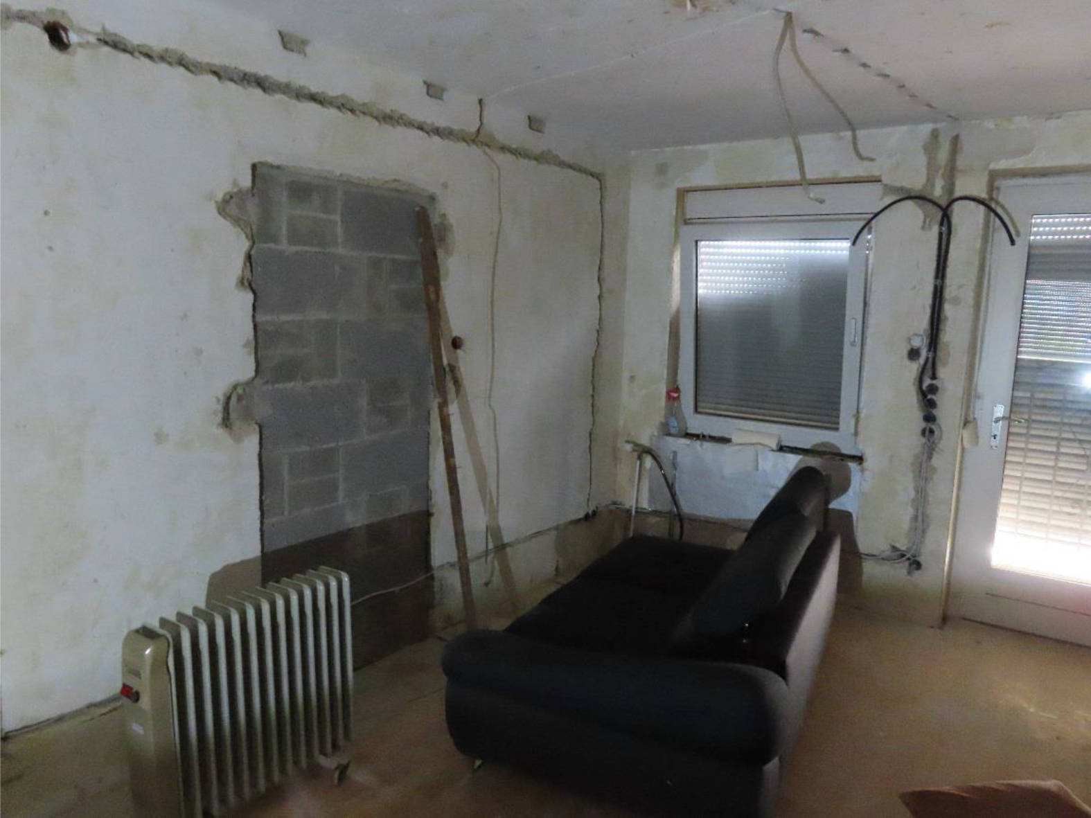 Garage, Einfamilienhaus in Am Sengelskamp 9, 52441 Linnich, Tetz - Bild 3