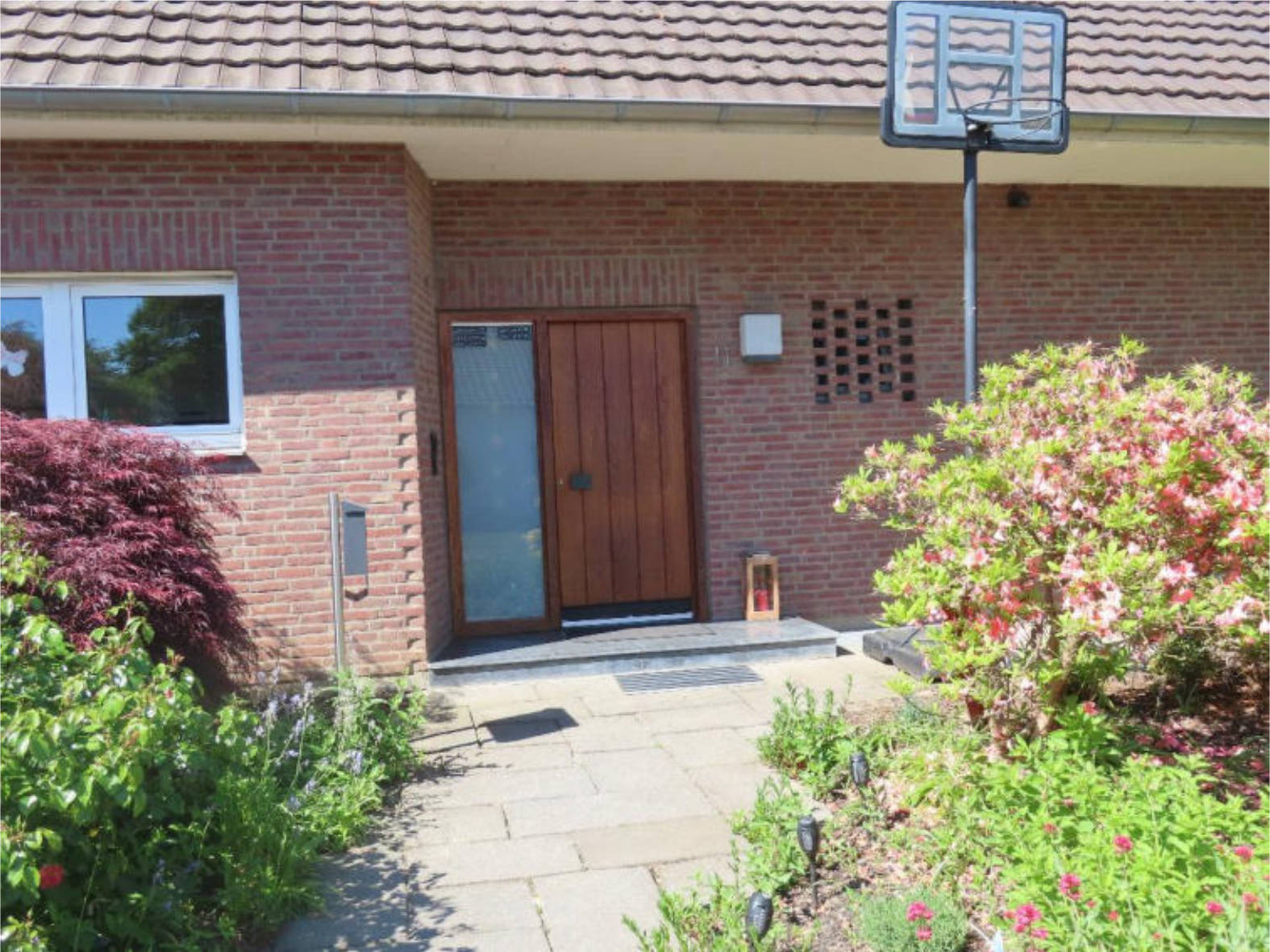 Garage, Einfamilienhaus in Max-Planck-Straße, 52428 Jülich - Bild 2