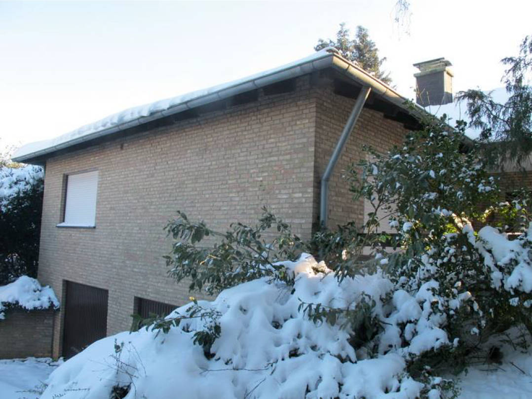 Einfamilienhaus, mit 2 integrierten Garagen in Teichstraße 11, 49497 Mettingen