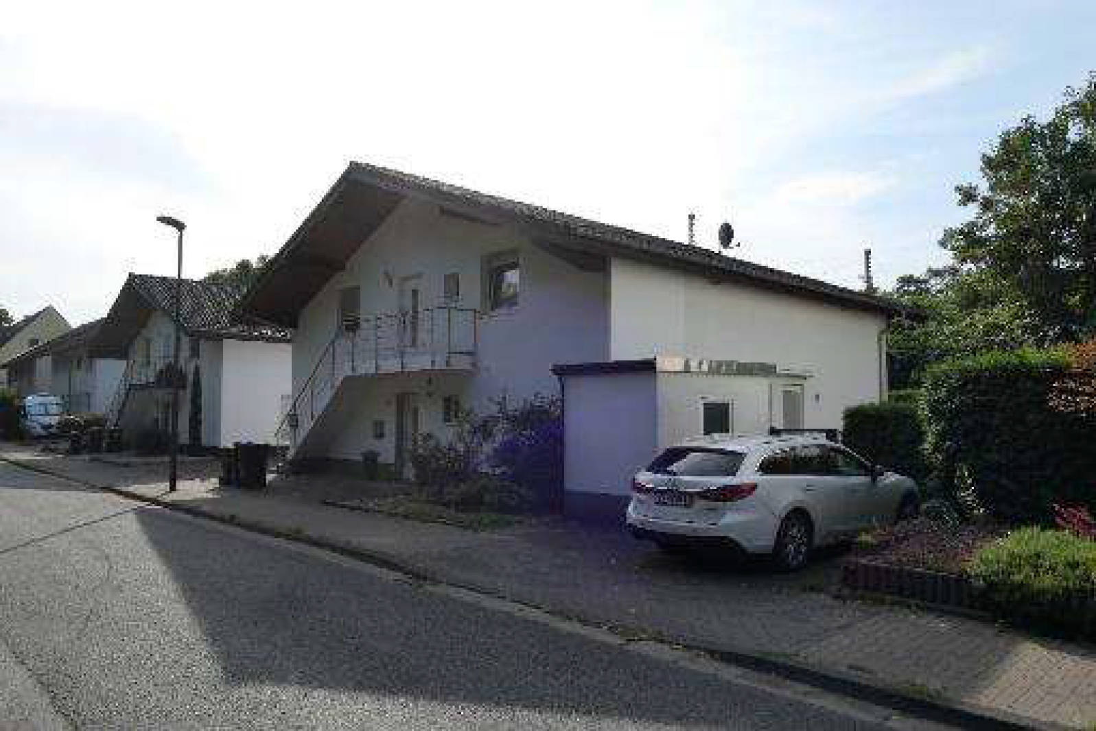 Kfz-Stellplatz, Eigentumswohnung (3 bis 4 Zimmer) in Ackerstraße 51, 44652 Herne - Bild 2