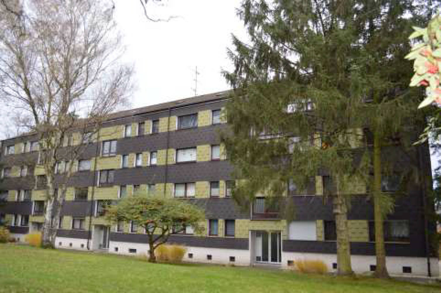 Mehrfamilienhaus, bestehend aus insgesamt drei 4-geschossigen Mehrfamilienhäusern in Gottfried-Keller-Str. 30, 32, 34, 45473 Mülheim an der Ruhr, Mülheim - Bild 5