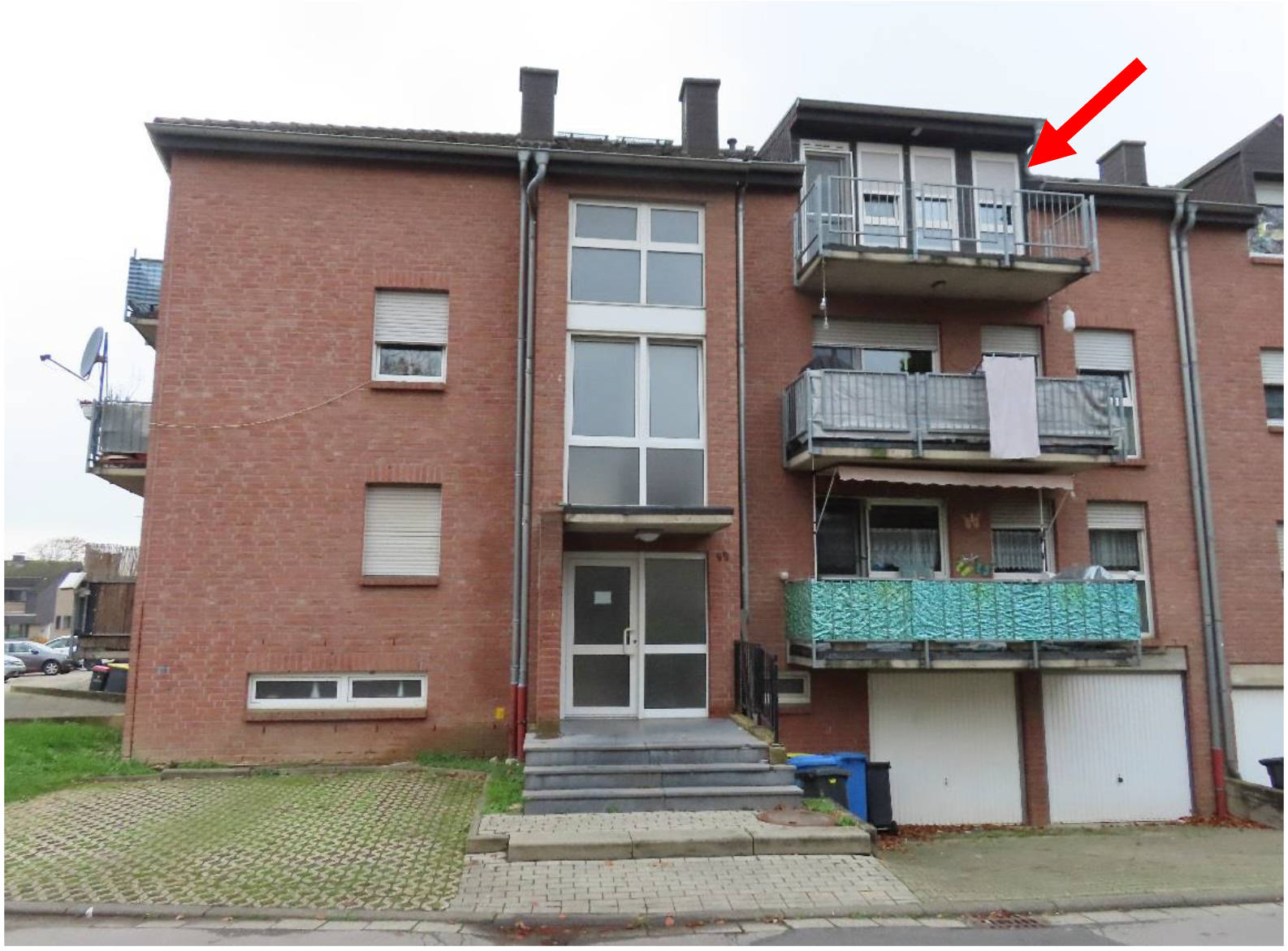 Garage, Eigentumswohnung (ab 5 Zimmer), Mehrfamilienhaus, ETW im Mehrfamilienhaus mit Garage in Pestalozziring 49, 52457 Aldenhoven