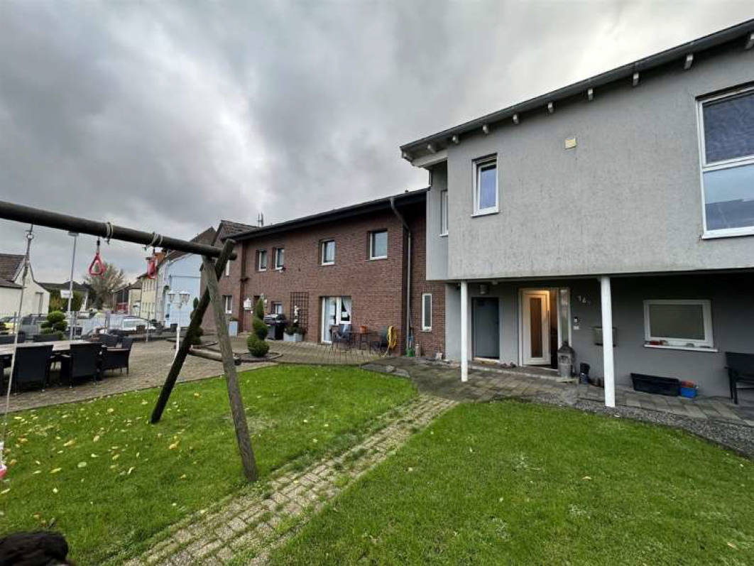 Zweifamilienhaus in Nikolausstraße 16, 52457 Aldenhoven - Bild 4