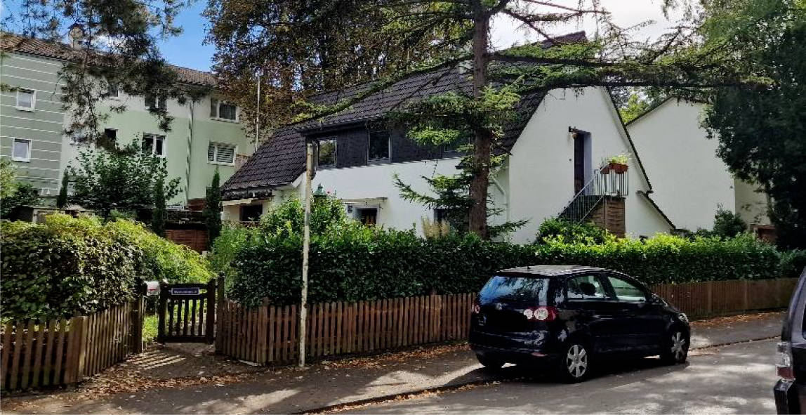 Garage, Einfamilienhaus, und Carport in Quellenstr. 35, 45481 Mülheim an der Ruhr, Saarn - Bild 2