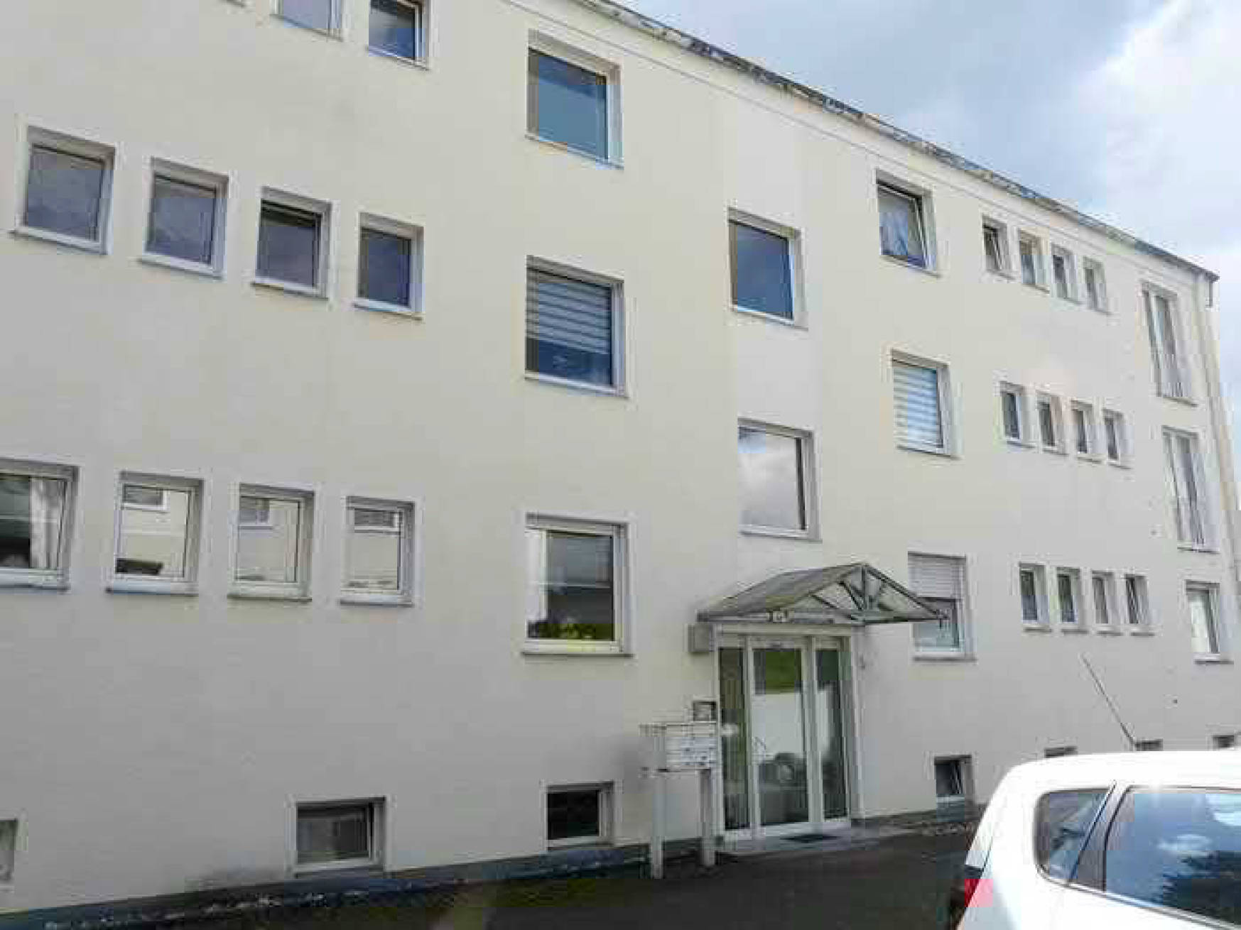 Kfz-Stellplatz, Eigentumswohnung (3 bis 4 Zimmer), 1/48 Miteigentumsanteil (Zuwegung) in Bergeder Weg 5, 59494 Soest - Bild 3