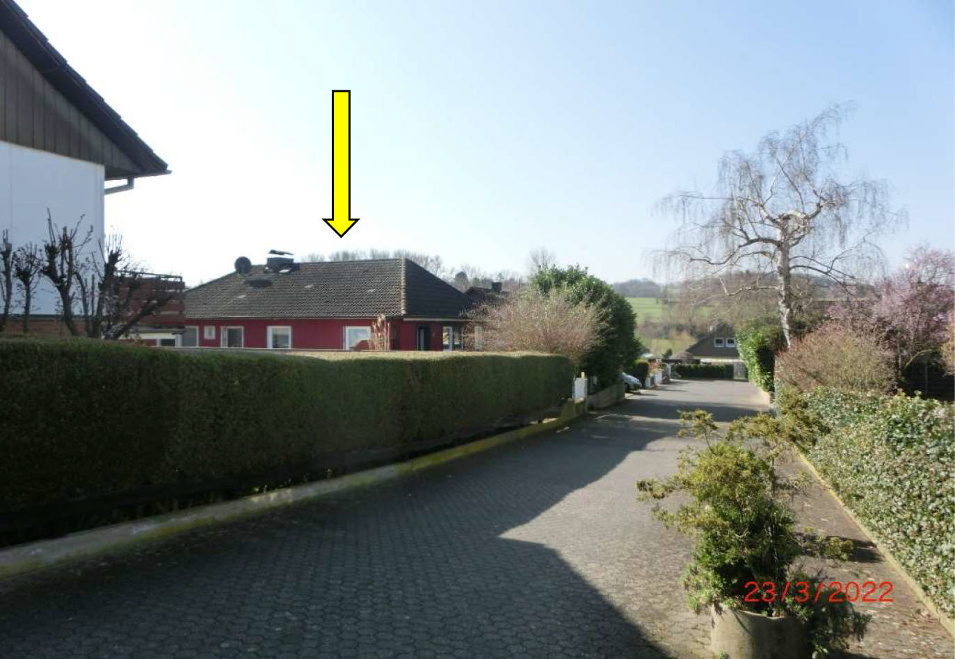 Garage, Einfamilienhaus in Pfarrer-Wichert-Straße 26 a, 53639 Königswinter, Uthweiler - Bild 2