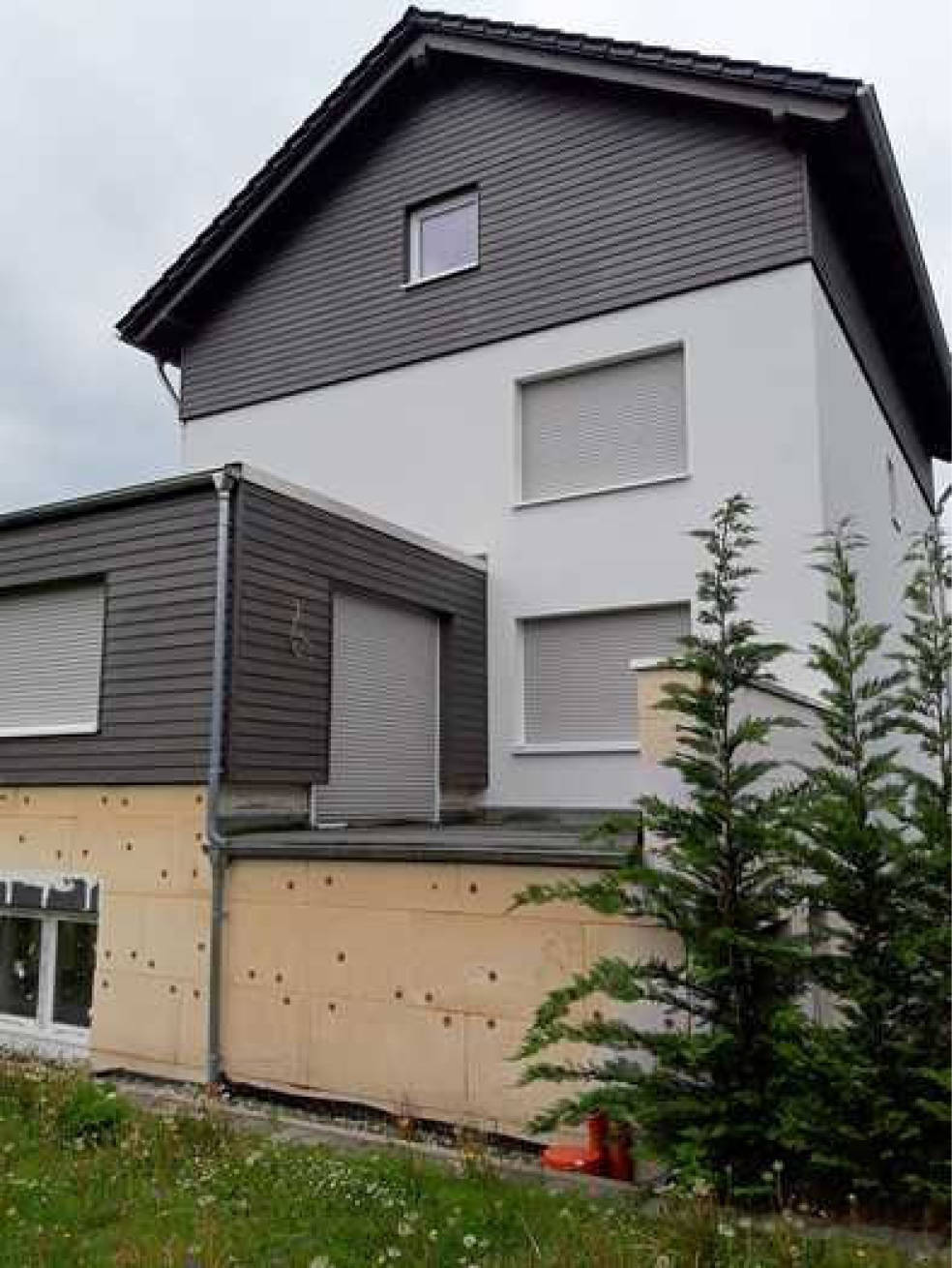 Zweifamilienhaus, 2 1/2 geschossig mit Anbau in Akazienstr. 6, 59505 Bad Sssendorf - Bild 3