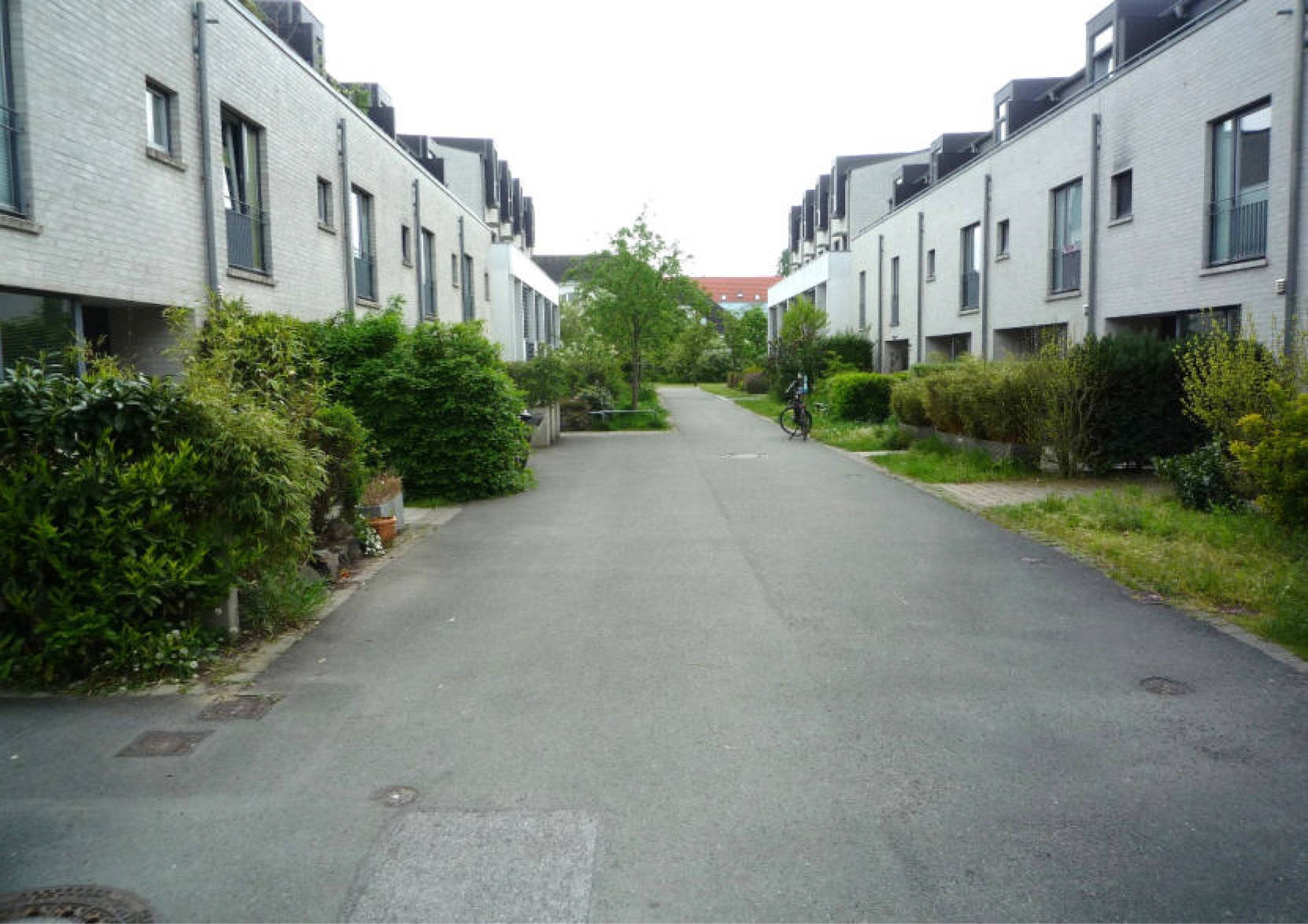 Kfz-Stellplatz, Erbbaurecht inkl. Grundstück, Miteigentumsanteile an Wegen/ Flächen in Fresnostraße, 48159 Münster - Bild 2