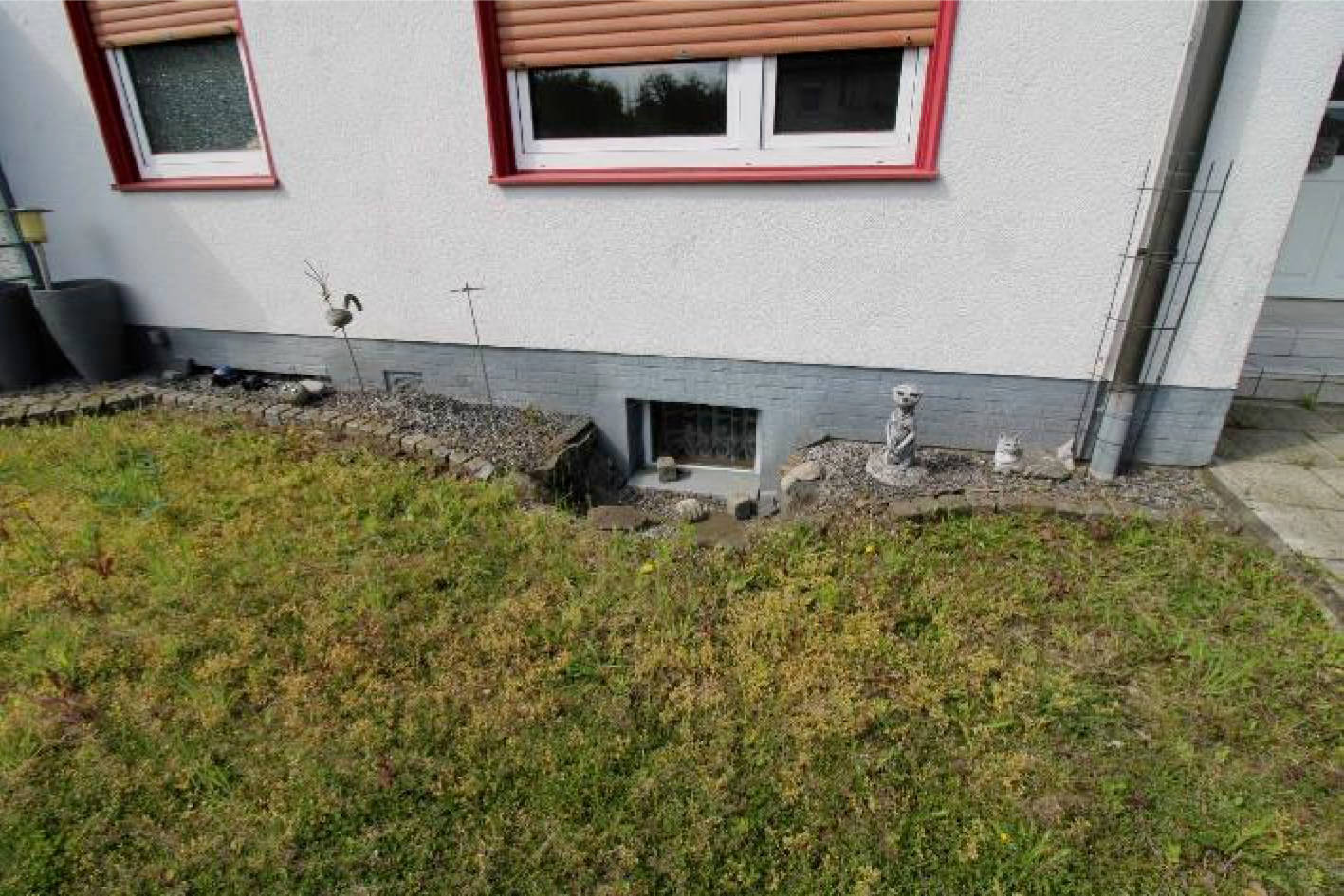 Zweifamilienhaus, Garage, Doppelgarage und Garagenhof in Katharinastraße 12, 44628 Herne - Bild 5