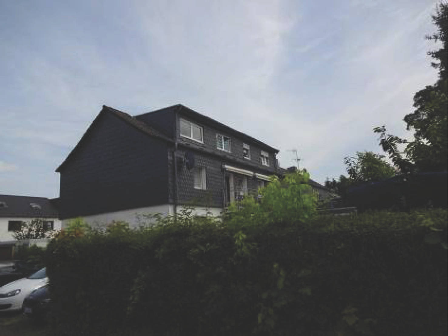 Eigentumswohnung (3 bis 4 Zimmer), WEG Nr. 4 und 2 Abstellplätzen im Kellergeschoss in An der Markscheide 11, 00000 Herne - Bild 3