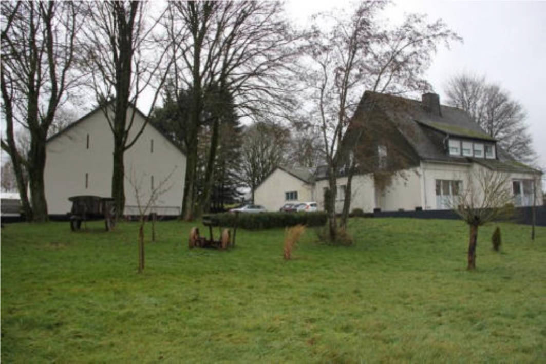 Wohnhaus mit NebengebÃ¤uden (Garagen, Werkstatt, LagerflÃ¤chen) in Elmerborg 15, 59929 Brilon, Altenbüren - Bild 2