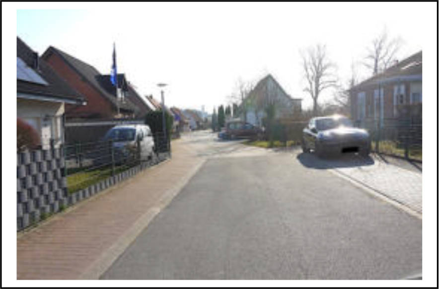 Garage, Einfamilienhaus in Schubertstraße 27, 33775 Versmold - Bild 2