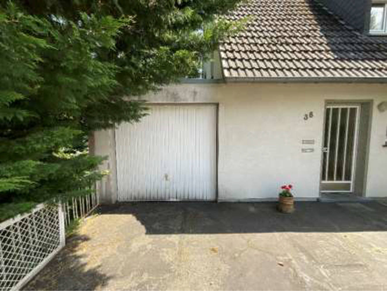 unbebautes Grundstück, Baugrundstück, Garage, Einfamilienhaus in Am Etzelsberg 38, 59929 Brilon - Bild 2