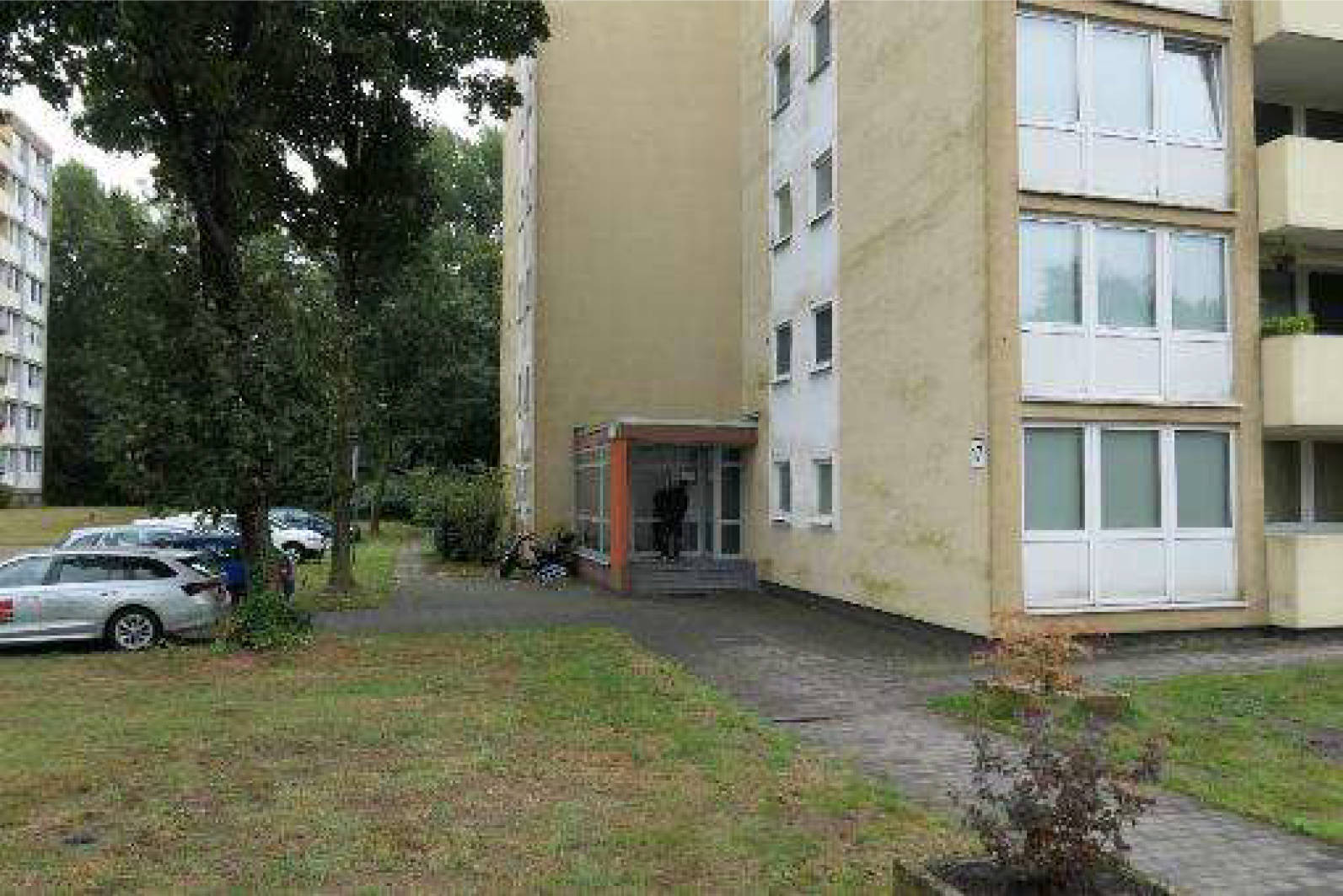 Wohn-/Geschäftshaus, Garage, Mehrfamilienhaus in Emsring 9, 11, 13, 15, 17, 44628 Herne