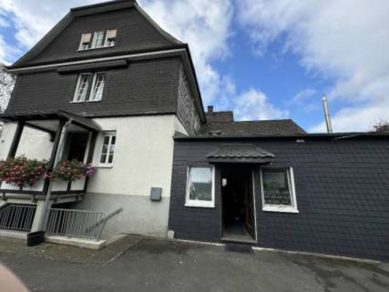 nordrheinwestpfalen 0010K0027-2023 Olper Straße 27, 59872 Meschede
