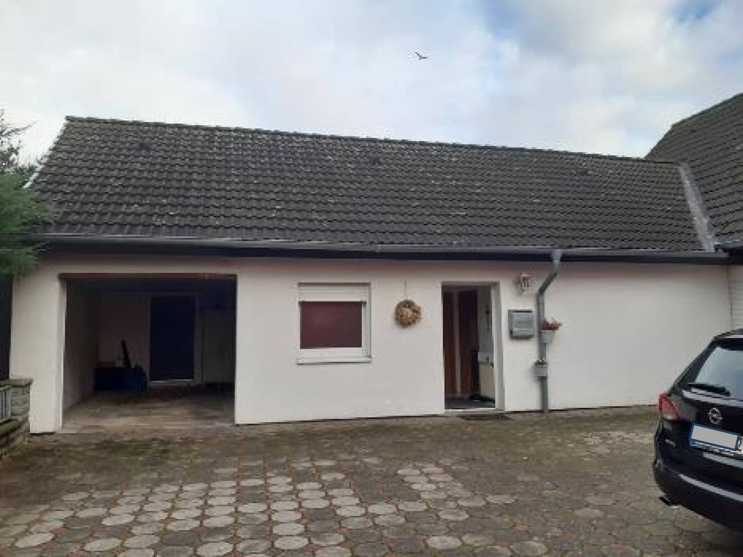 Garage, Zweifamilienhaus in An der Bahn 17, 32457 Porta Westfalica, Neesen - Bild 4
