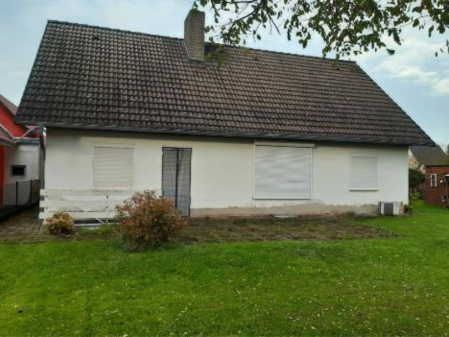 Garage, Zweifamilienhaus in An der Bahn 17, 32457 Porta Westfalica, Neesen