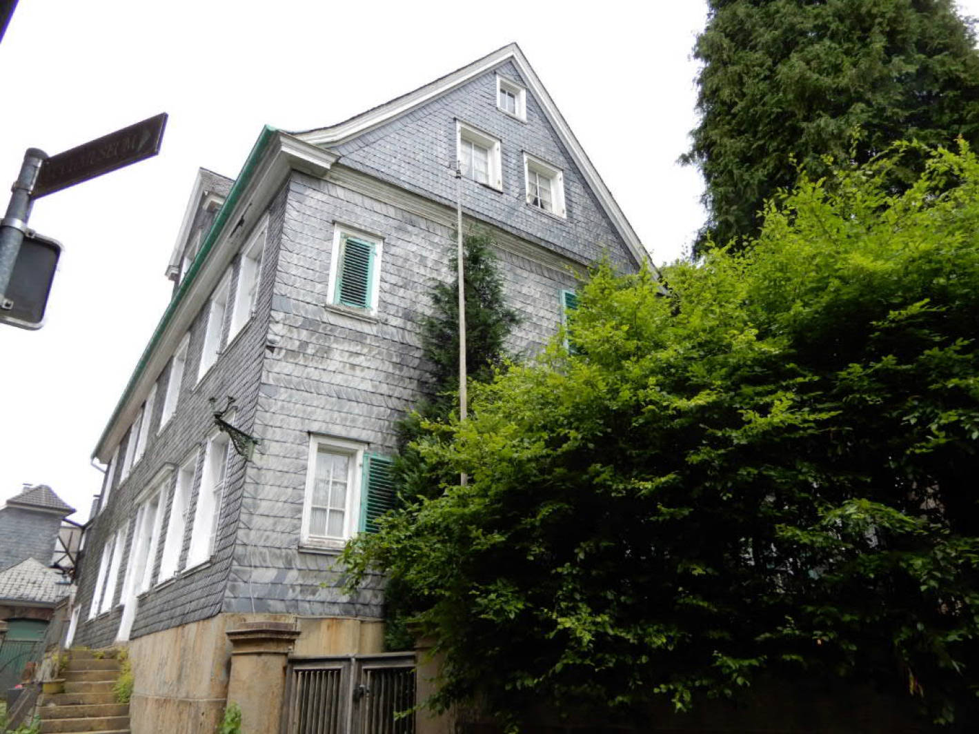 Wohn-/Geschäftshaus in Gänsemarkt 30, 42897 Remscheid, Lennep