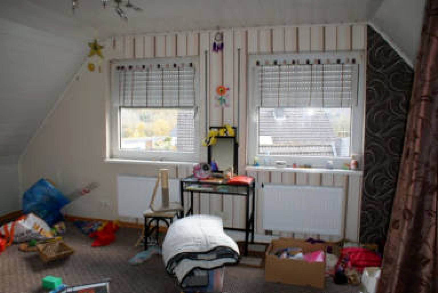 Zweifamilienhaus, Kfz-Stellplatz, Garage in Böswipper 17, 51688 Wipperfürth - Bild 3