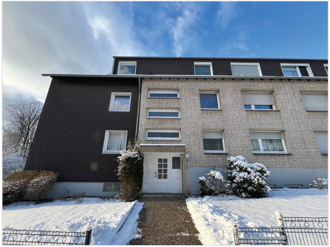 Garage, Eigentumswohnung (3 bis 4 Zimmer) in Schlieperfeld 6, 8, 42857 Remscheid