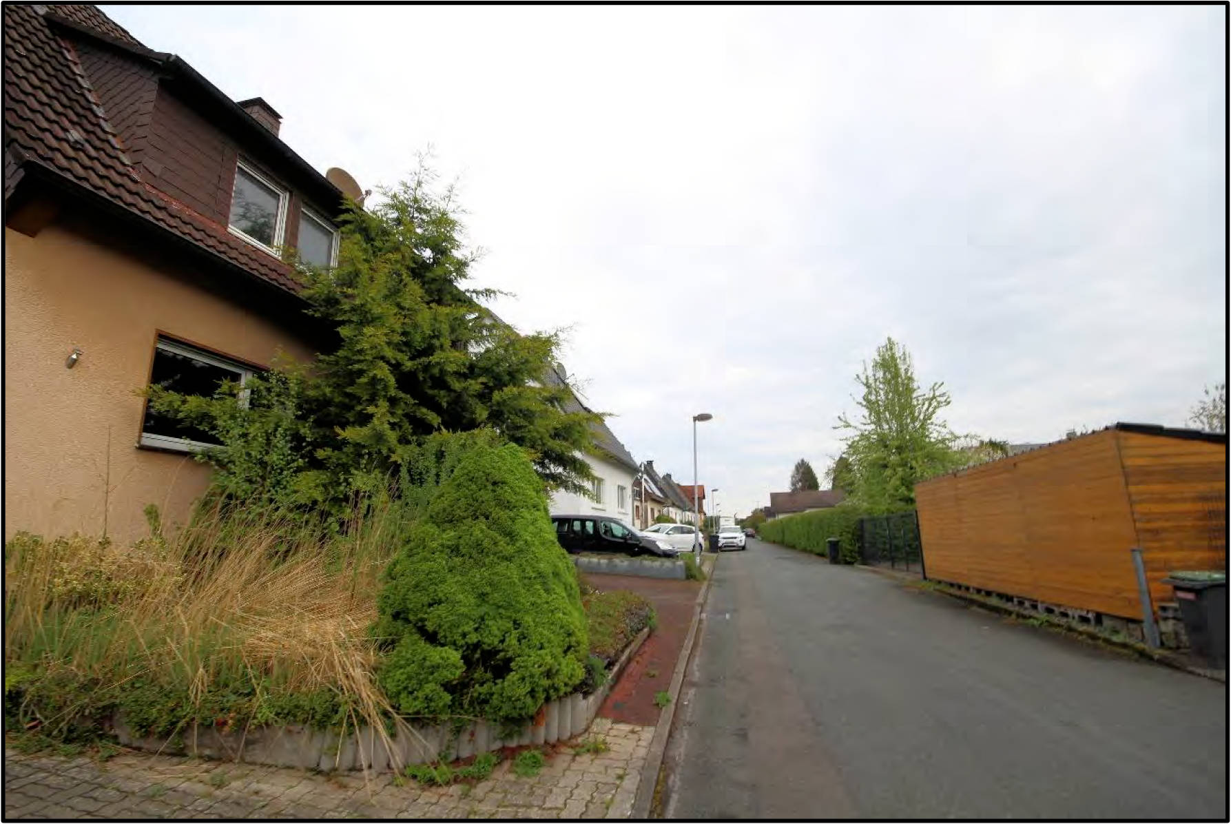 Zweifamilienhaus mit zwei Garagen in Droste-Hülshoff-Straße 4, 58739 Wickede - Bild 4