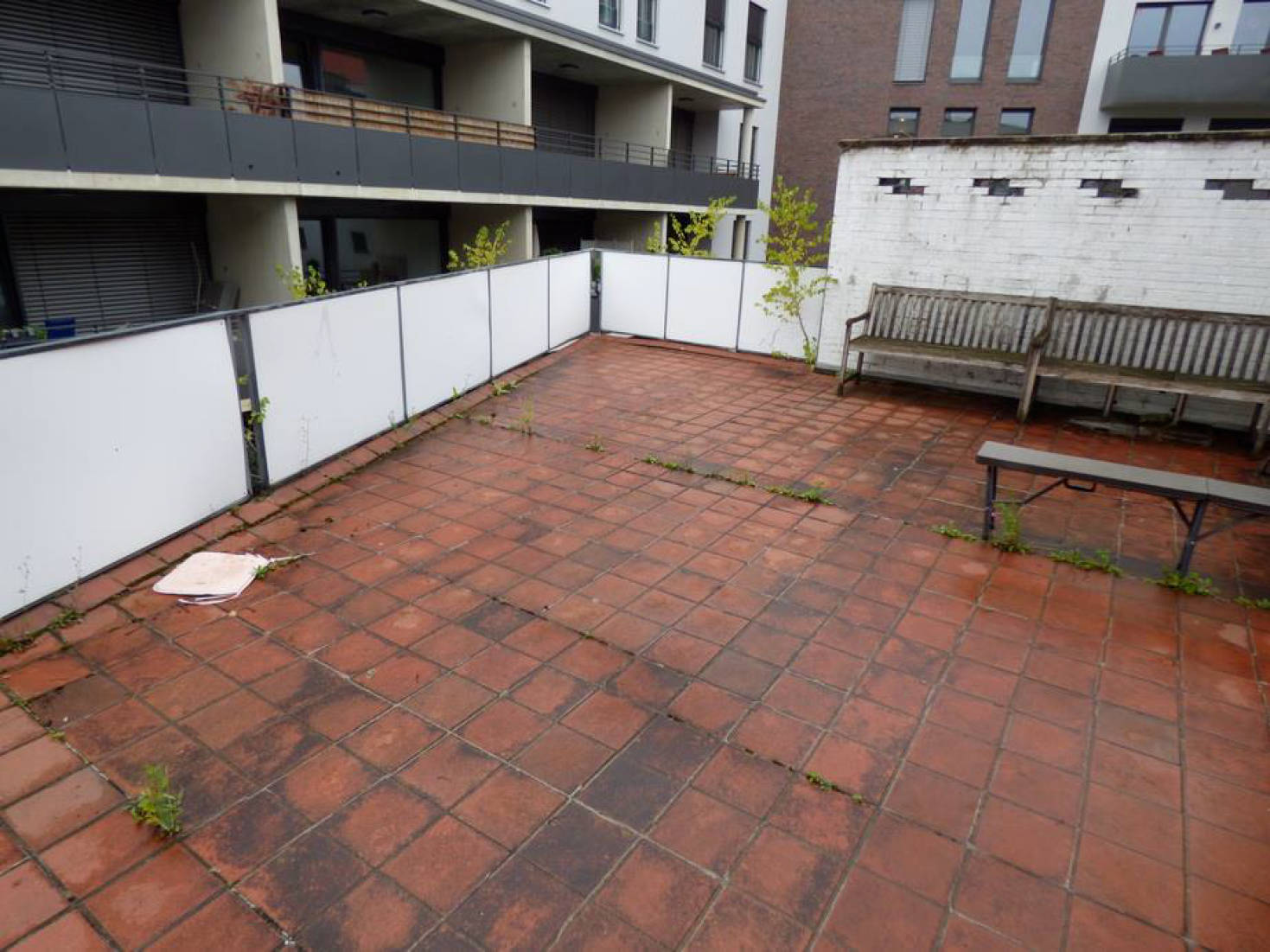 Wohn-/Geschäftshaus, Kfz-Stellplatz (Tiefgarage) in Kaiserstraße 23, 21 , 33330 Gütersloh