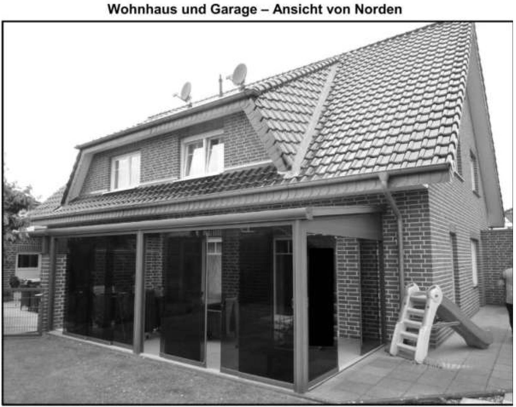 Garage, Doppelhaushälfte in Julius-Leber-Weg 4a, 33428 ;Harsewinkel;Marienfeld