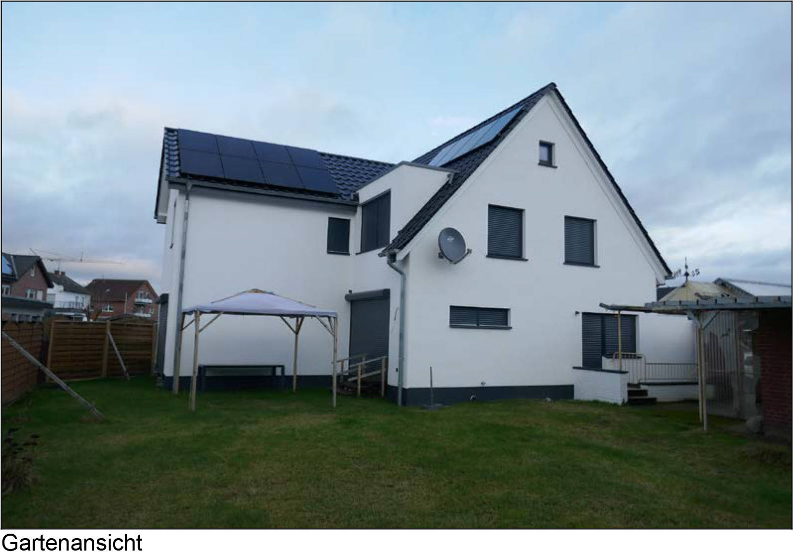 Einfamilienhaus, drei Reihengaragen in Am Hagen 18, 33428 ;Harsewinkel;Marienfeld, Greffen - Bild 5