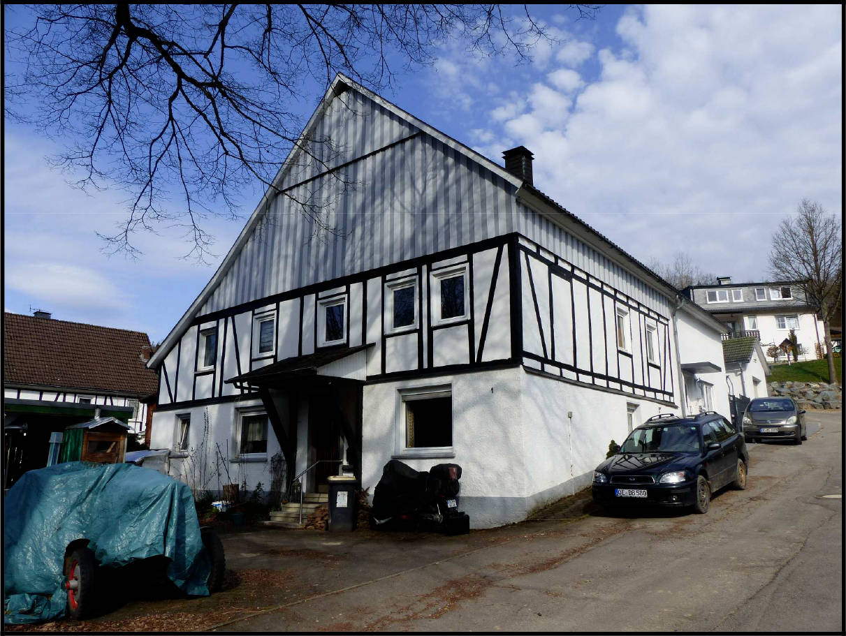 Eigentumswohnung in Am Stachelauer Berg 1, 57462 Olpe