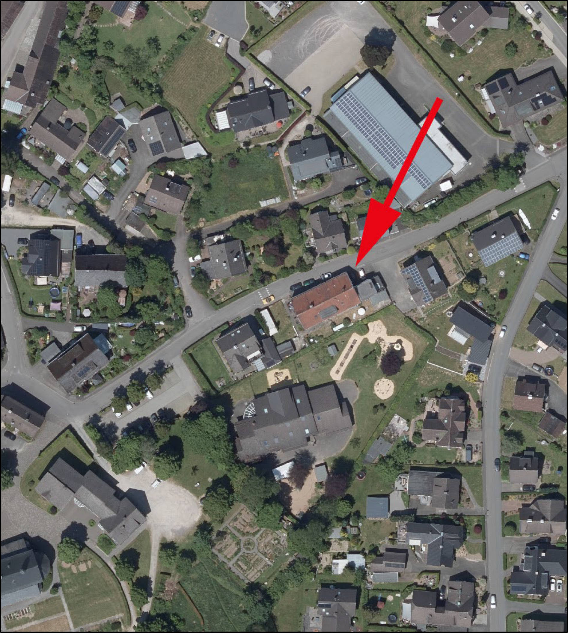 nordrheinwestpfalen 0012K0004-2023 Dorfstraße 12, 57439 Attendorn, Helden 6