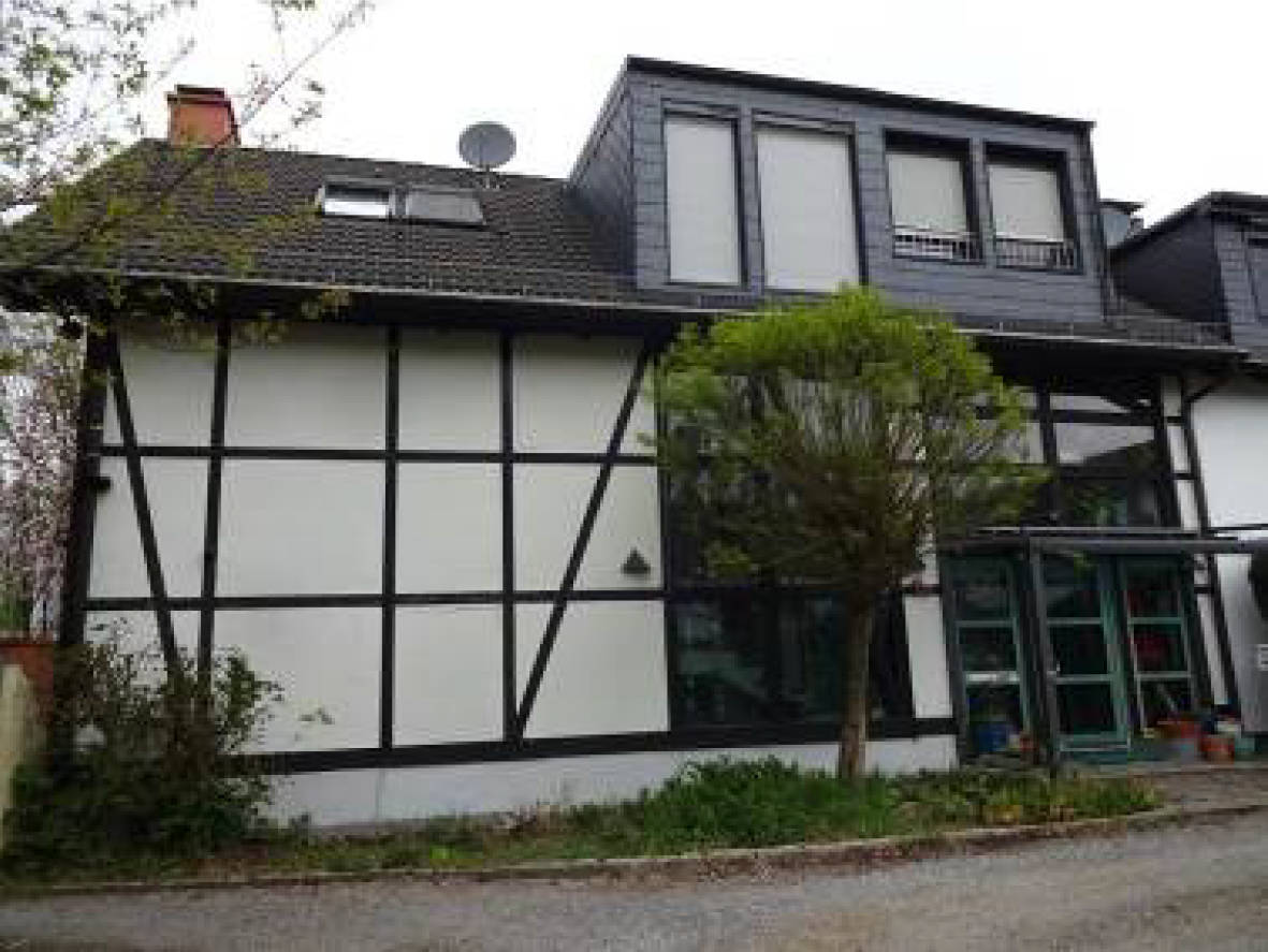 Garage, Einfamilienhaus in Stöckerstraße 2a, 45527 Hattingen, Hattingen-Oberstüter