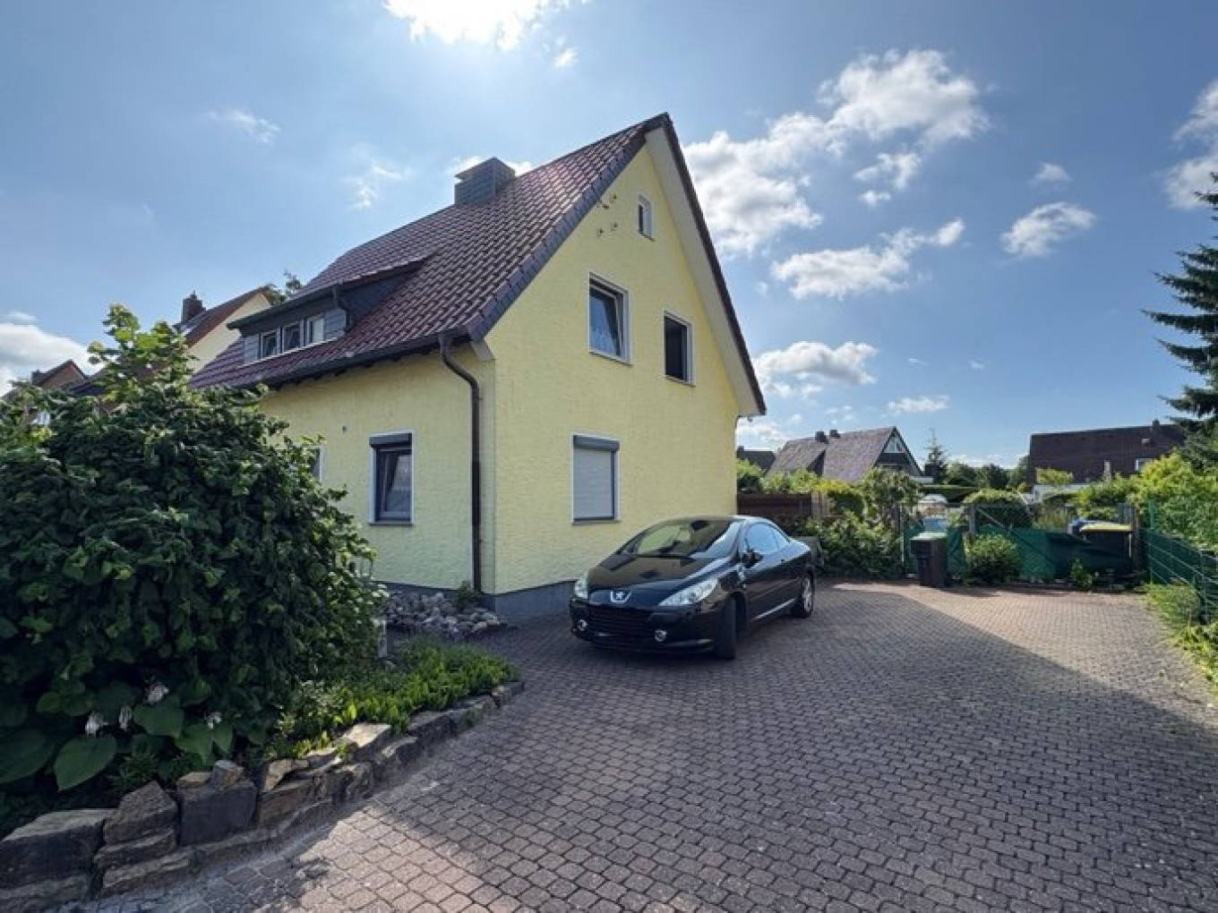 Zweifamilienhaus (Erbbaurecht) in Nienheider Weg  9, 32107 Bad Salzuflen - Bild 2