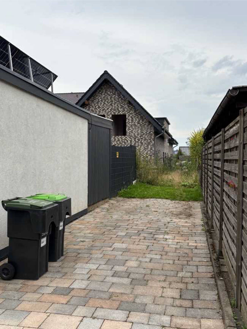 nordrheinwestpfalen 0013 K 0016/2025 Langenbergstraße 44a, 32108 Bad Salzuflen, Wüsten 8