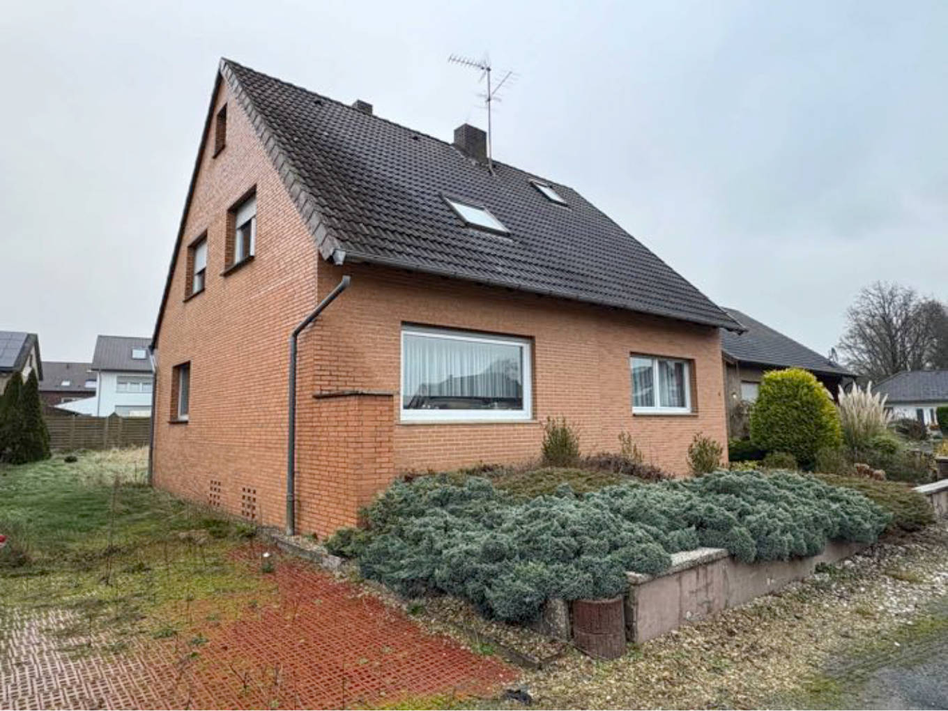 Zweifamilienhaus in Schuckendahler Weg 4, 32107 Bad Salzuflen, Holzhausen - Bild 4