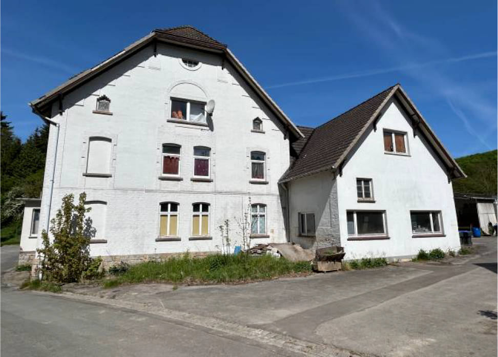Wohnhaus mit Gewerbehalle in Schulstraße 6, 32689 Kalletal, Heidelbeck - Bild 2