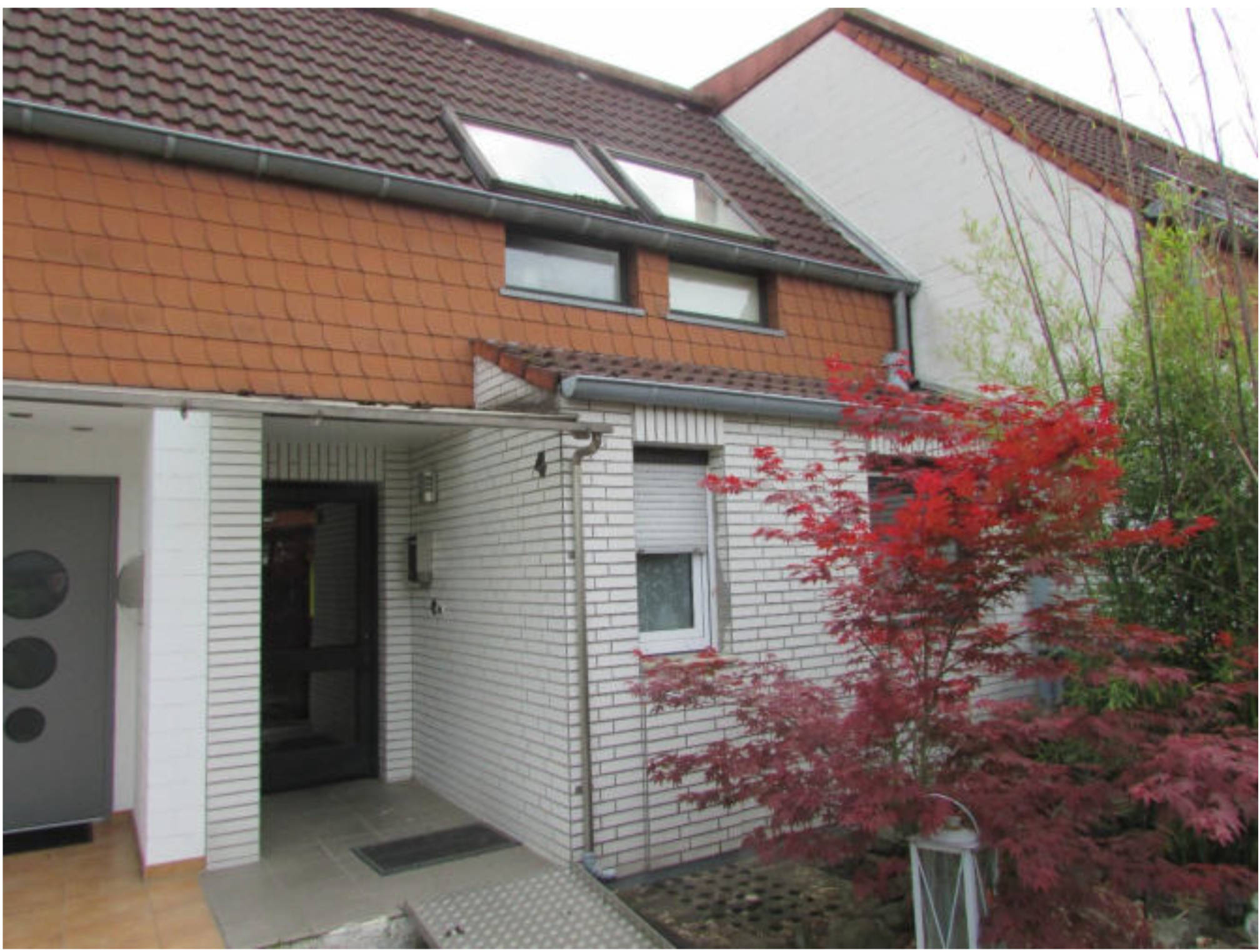 Erbbaurecht und dazugehörige Grundstücke - Reihenhaus - Nutzungsrecht an einer Garage - unbebautes Grundstück in An der Stadtgärtnerei 4, 46485 Wesel