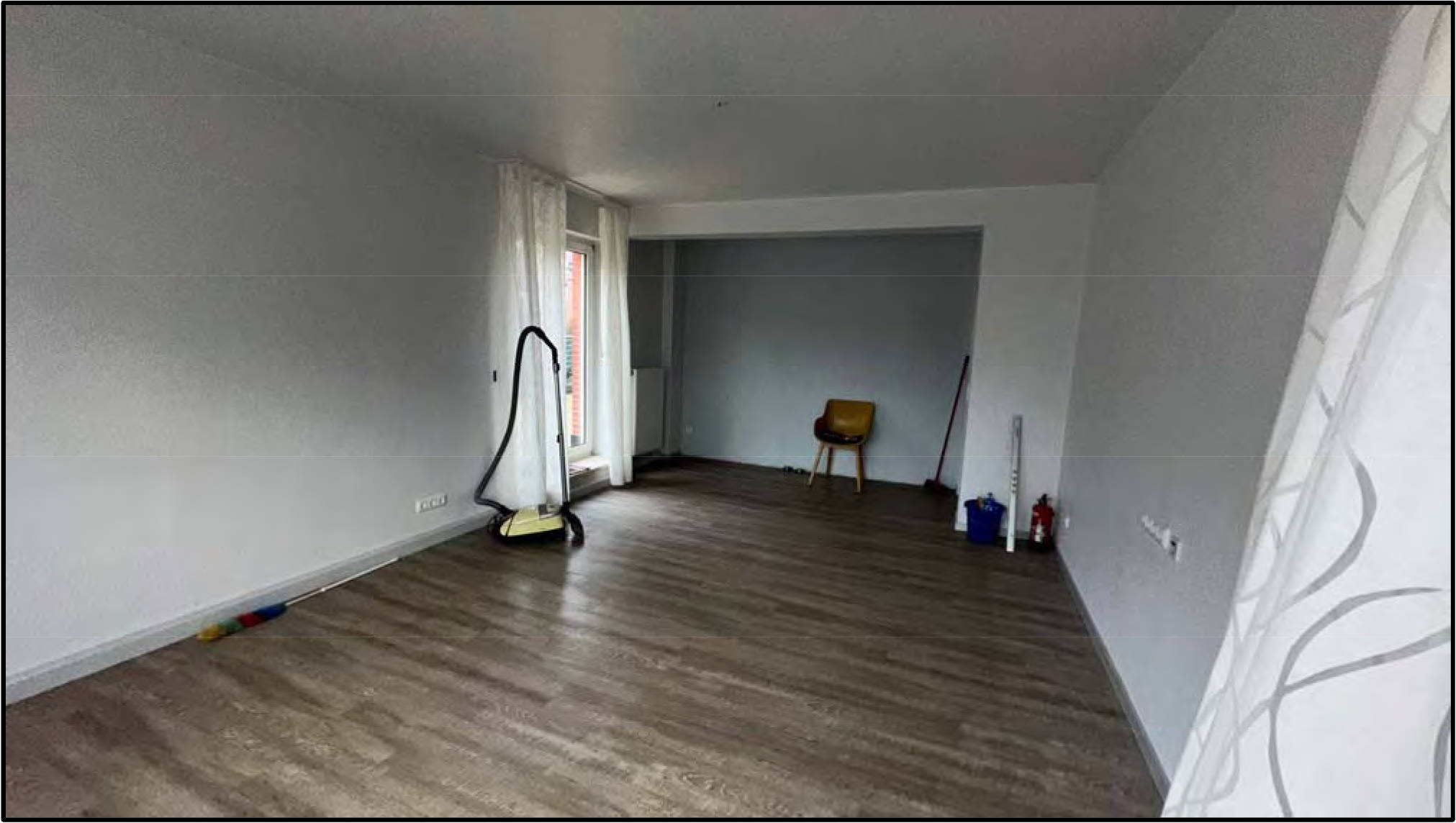 Zweifamilienwohnhaus nebst Anbau (Büro) und zwei PKW-Garagen in Am Halben Mond 12, 46483 Wesel - Bild 3