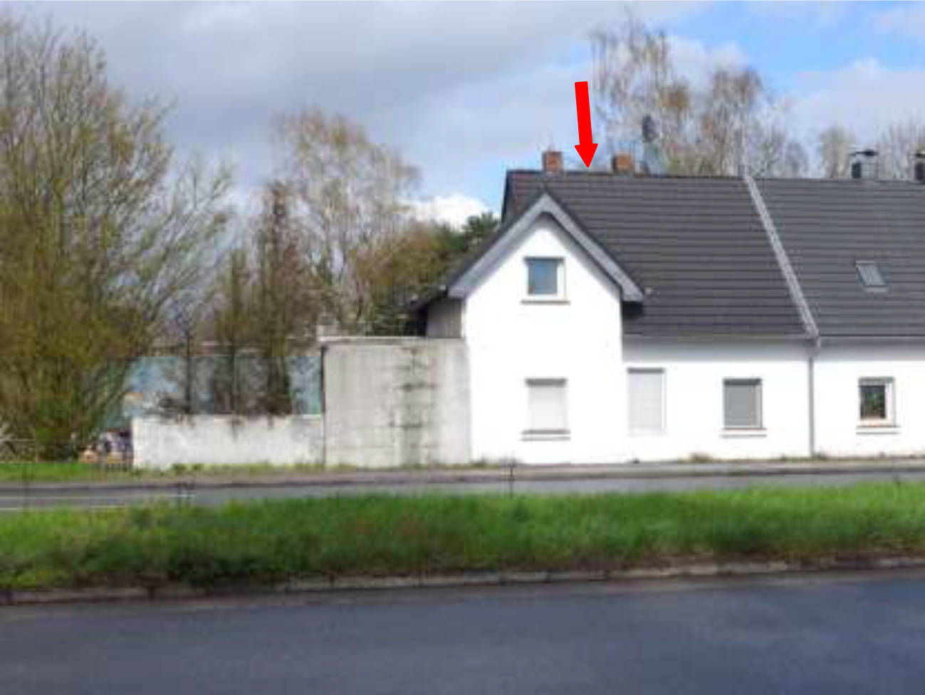 Doppelhaushälfte mit ungenehmigten Anbauten in Reeser Landstraße 140, 46483 Wesel - Bild 2