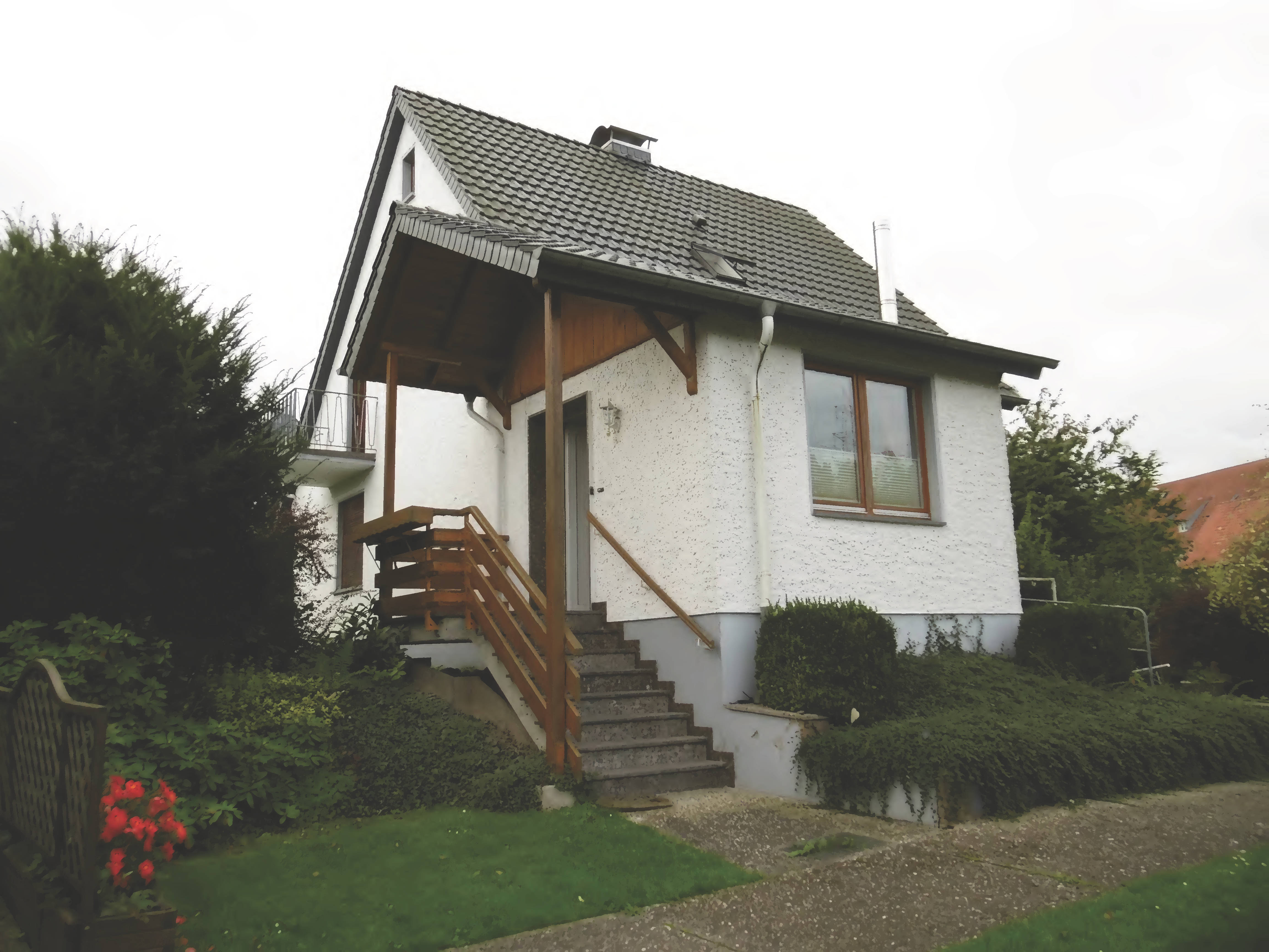 Einfamilienhaus, Schuppen, Gewächshaus, Holzgartenhaus, Doppelgarage in Brunnenstraße 7, 32689 Kalletal, Kalldorf