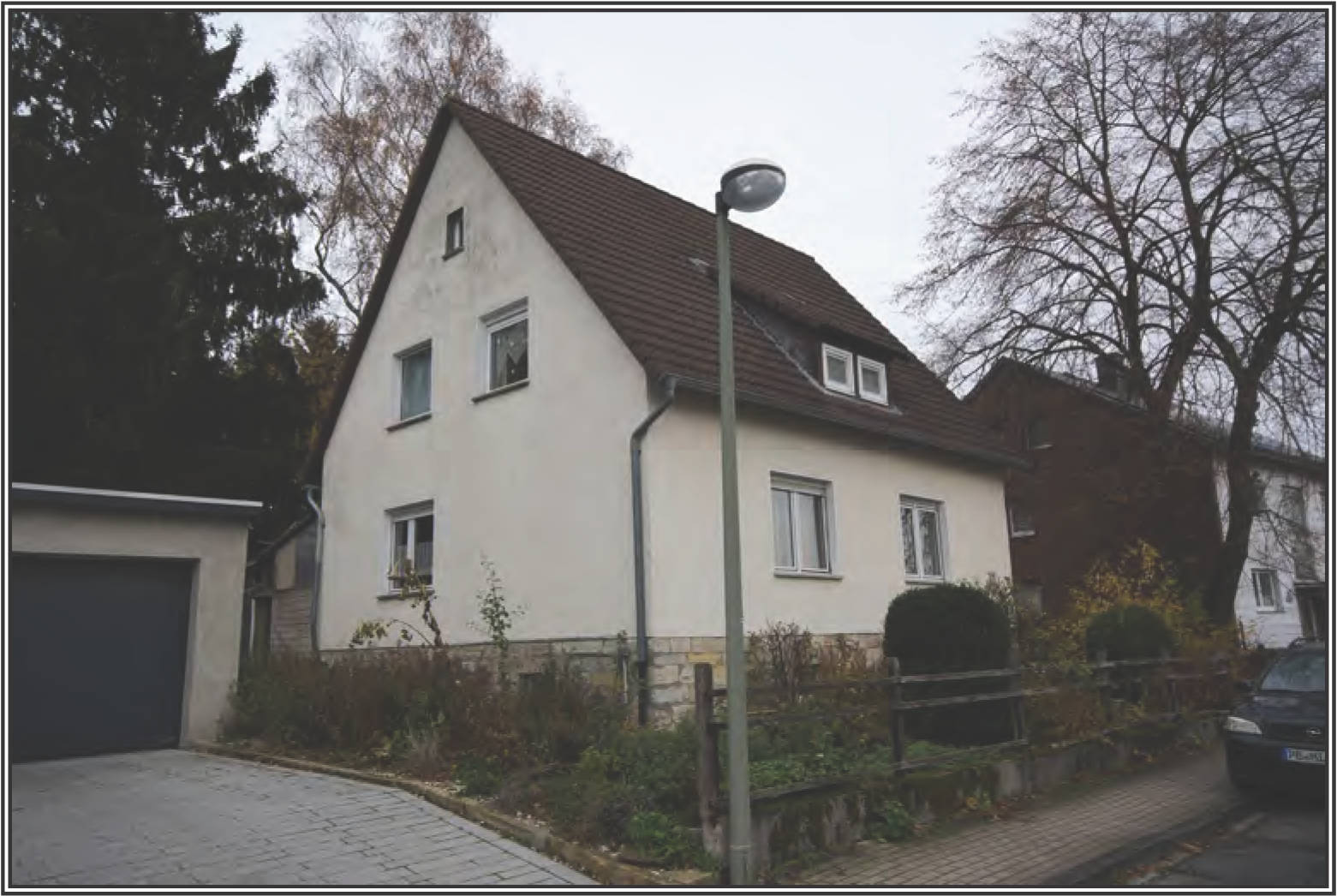 Garage, Einfamilienhaus in Auf der Esche 7, 33181 Bad Wünnenberg, Fürstenberg