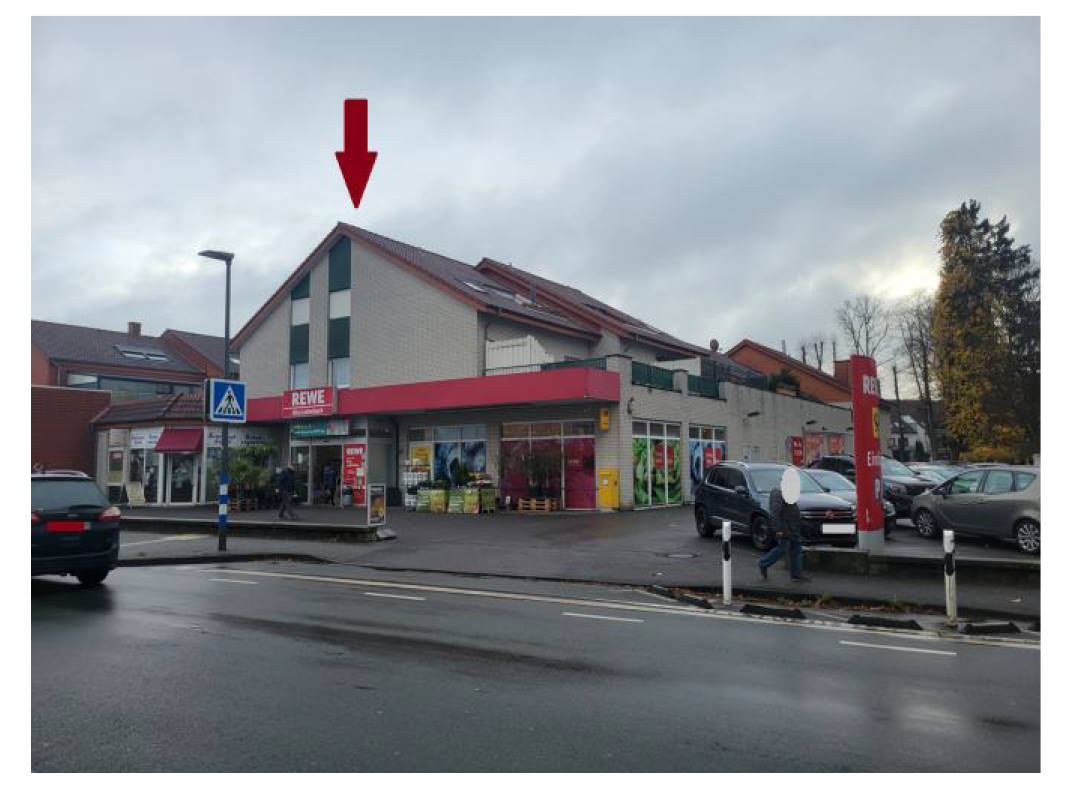 Eigentumswohnung (3 bis 4 Zimmer) in Hatzfelder Straße 18, 33104 Paderborn, Schloß Neuhaus