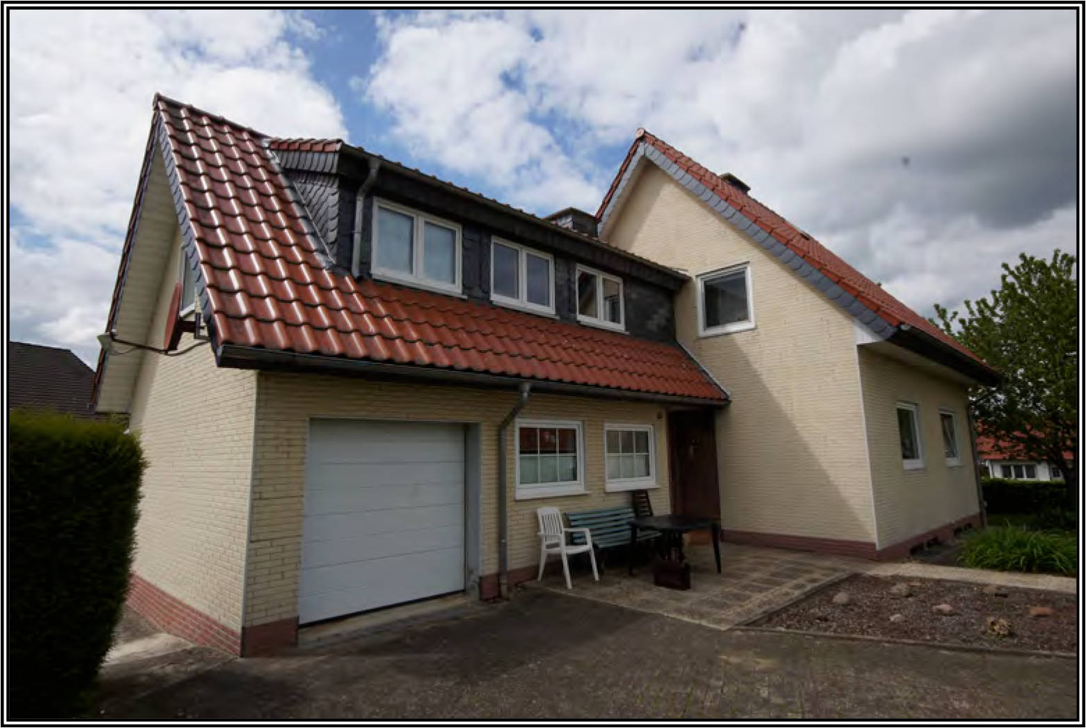 Zweifamilienhaus 0014 K 0039-2024 Graffeler Berg 36, 33142 Büren, Wewelsburg