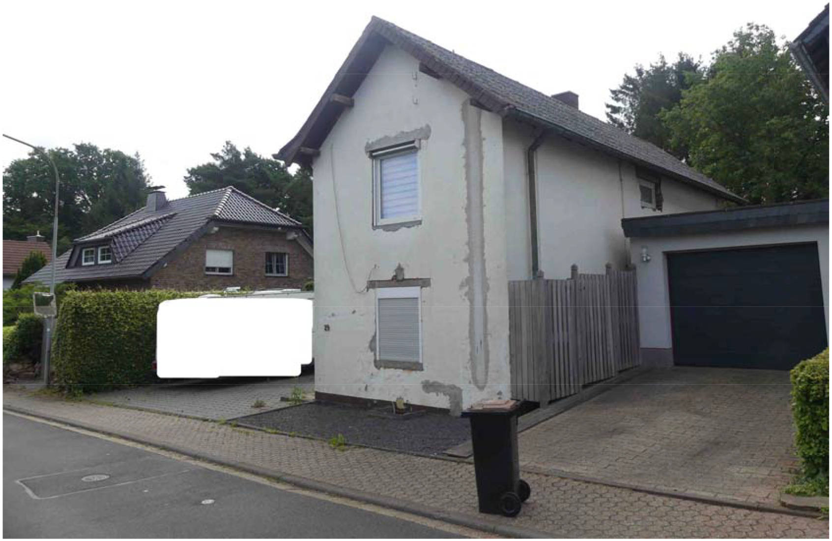 Garage, Einfamilienhaus in St.-Michael-Straße 24, 53894 Mechernich, Bergbuir - Bild 4