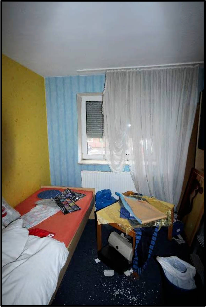 nordrheinwestpfalen 0016K0023-2021 Im Hülsfeld 32, 00000 15